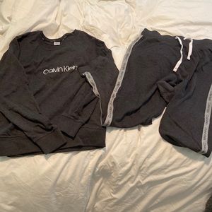 Calvin Klein Grey Long-sleeve Pajamas, M NWOT